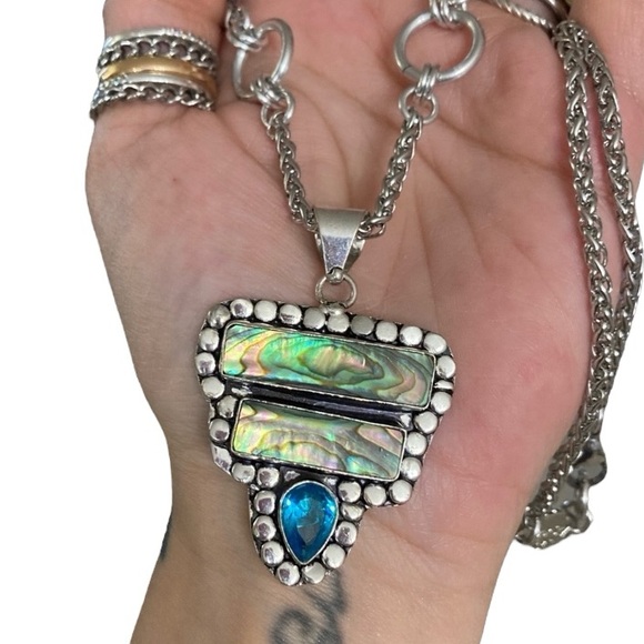Natural blue green abalone shell & blue Indian topaz gemstone boho necklace - Picture 4 of 15